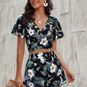 Floral Two-Piece Set in Black and Green